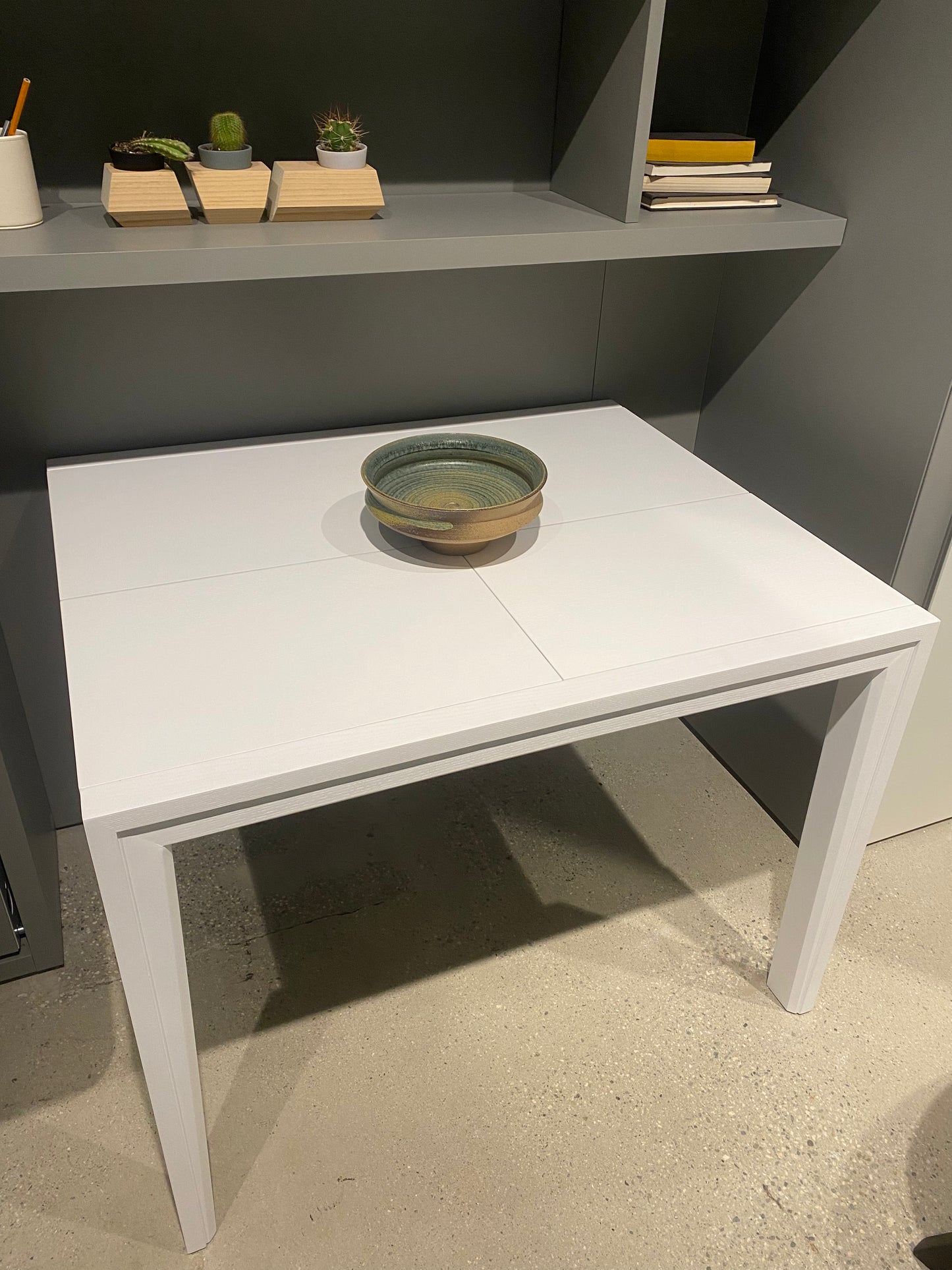 Voila Table