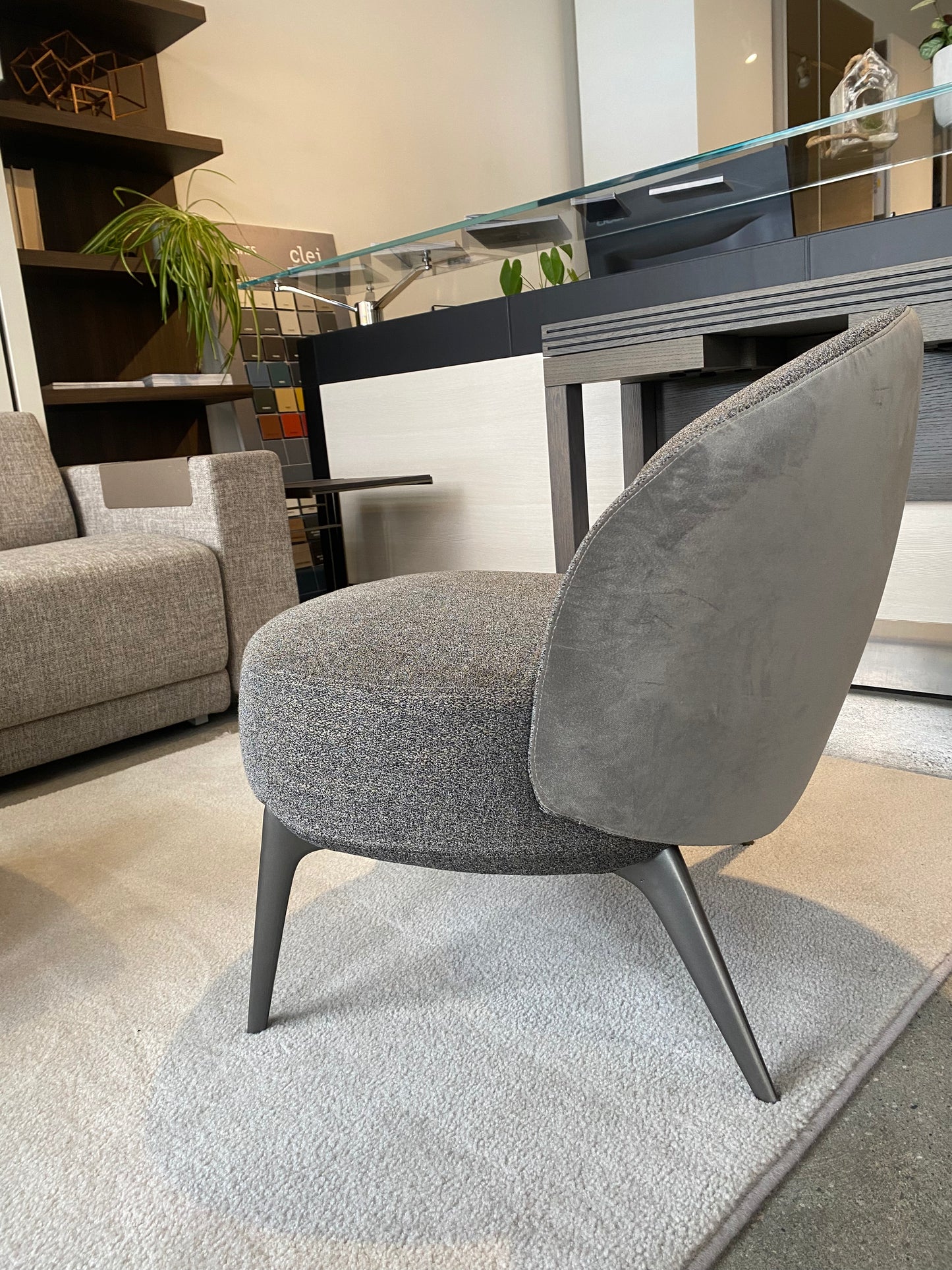 Helen Chair