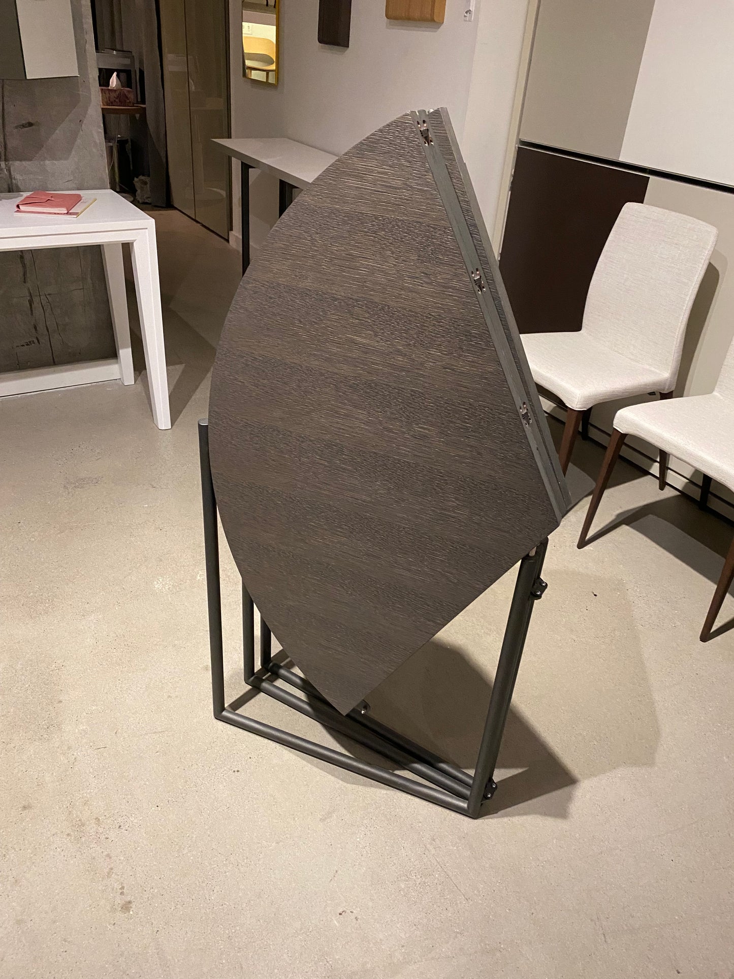 Icaro Dining Table