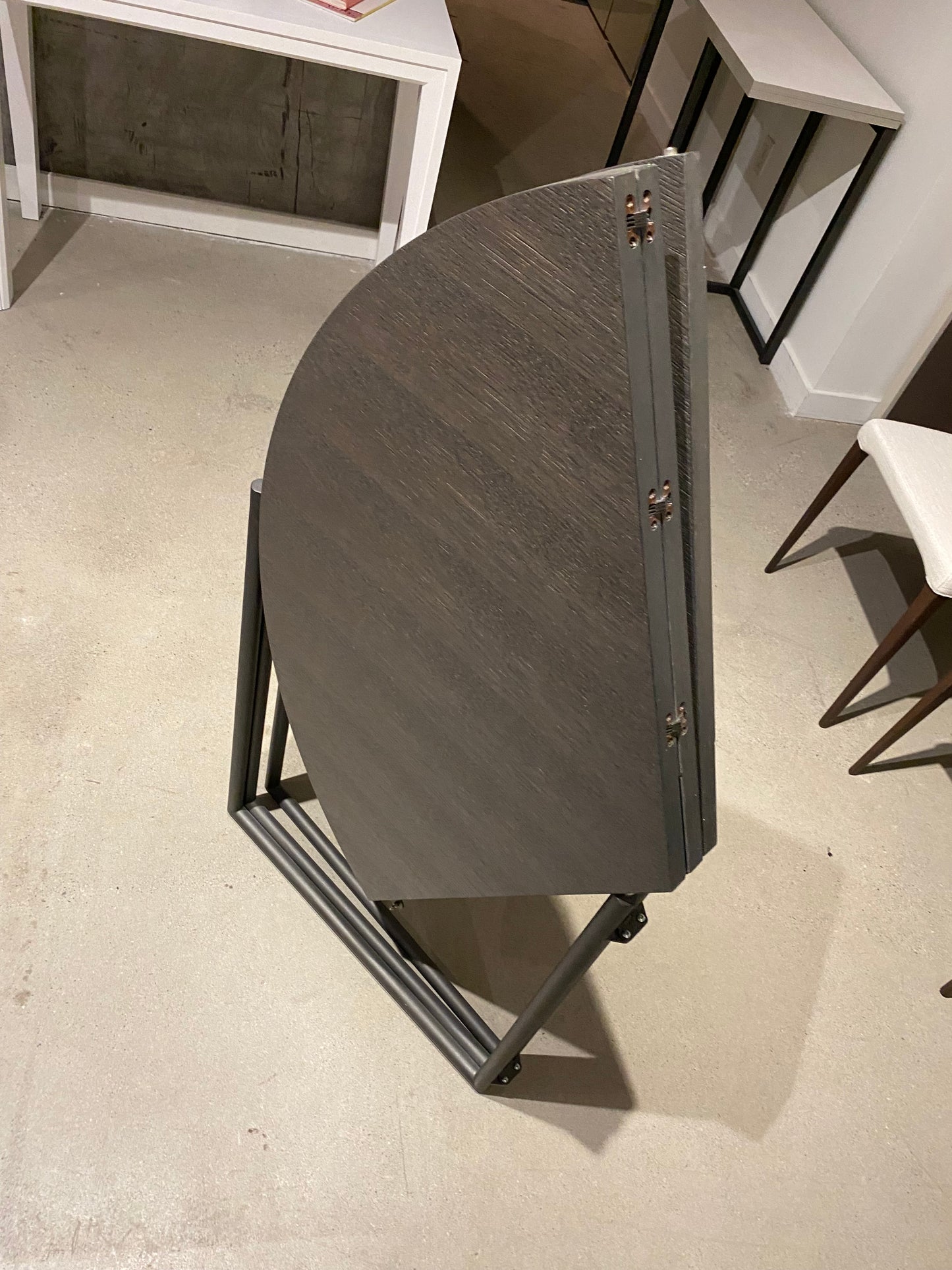 Icaro Dining Table