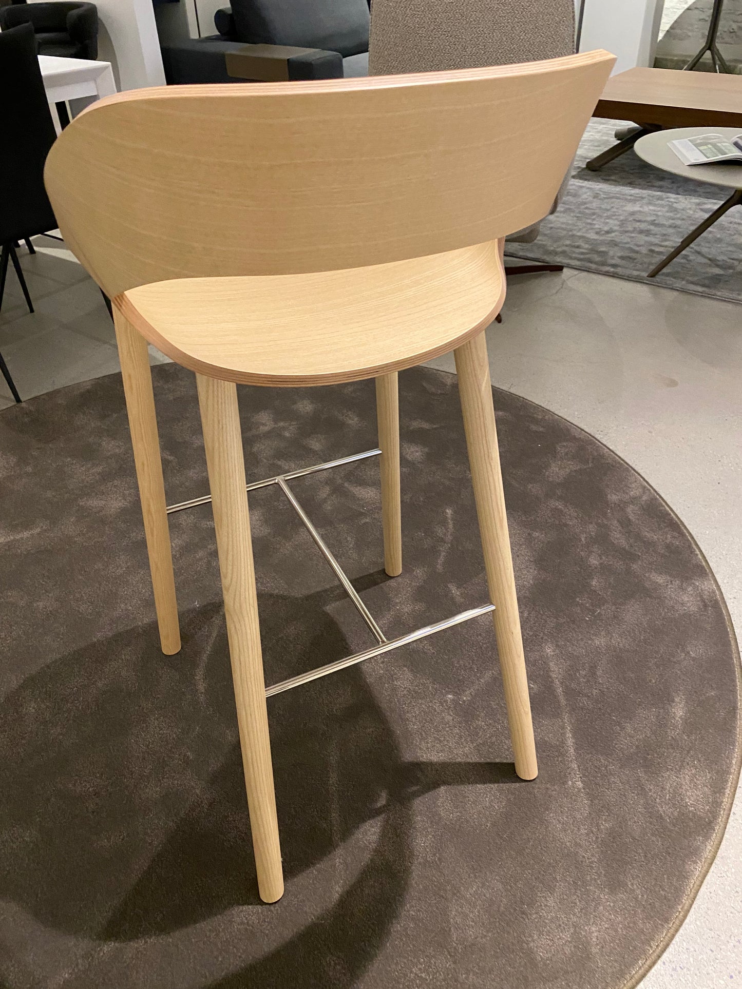 Kabira Counter Stool