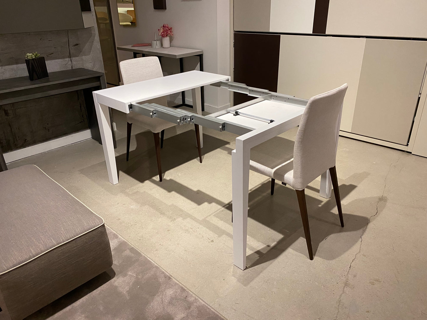 Voila Table
