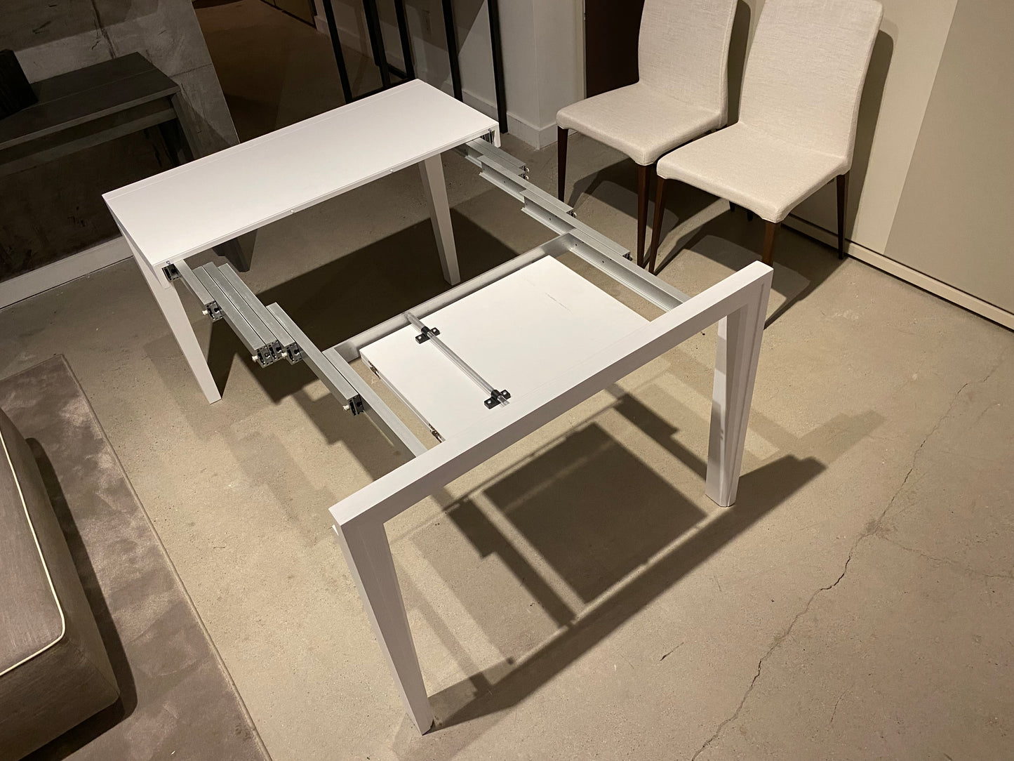 Voila Table