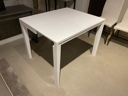 Voila Table