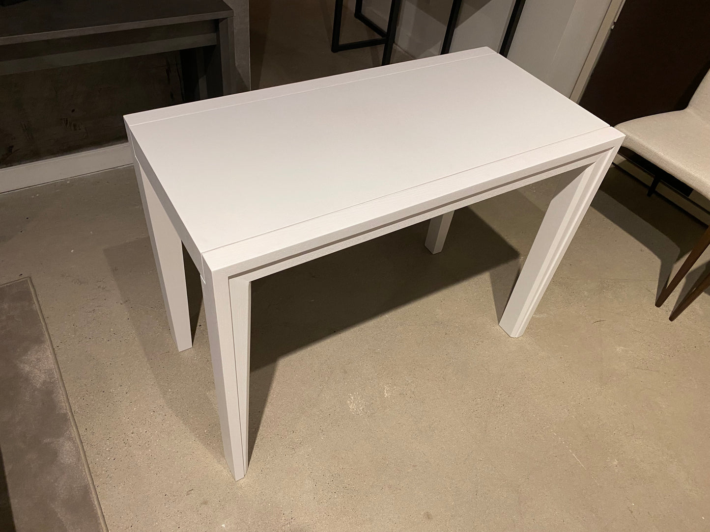 Voila Table