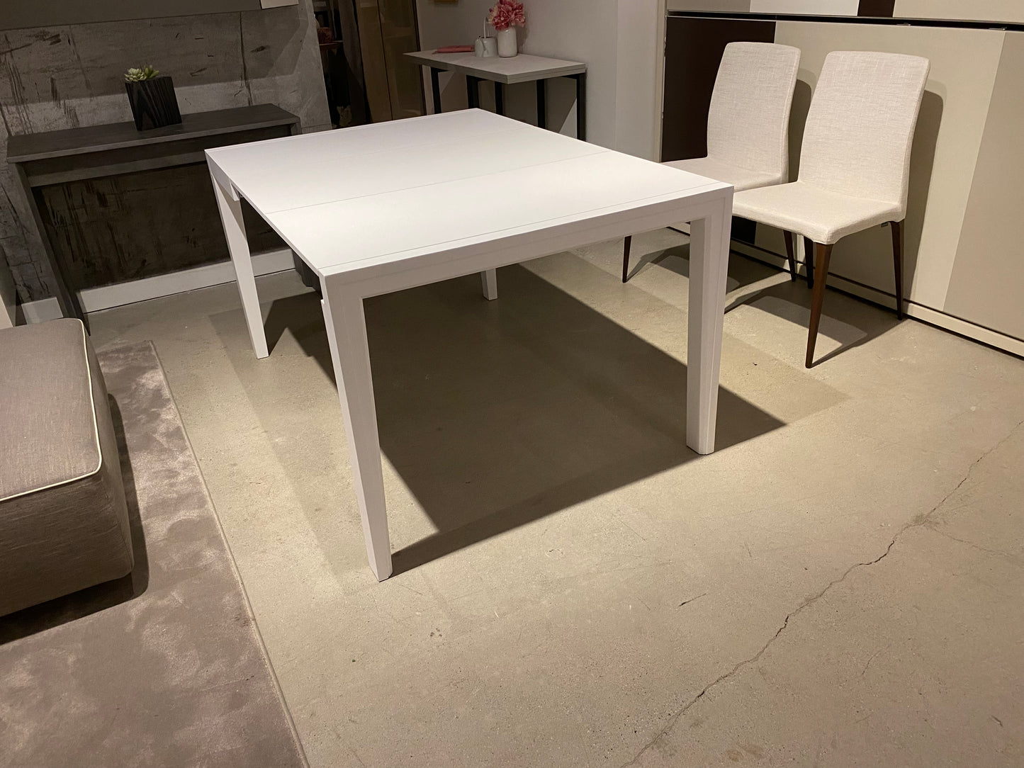 Voila Table