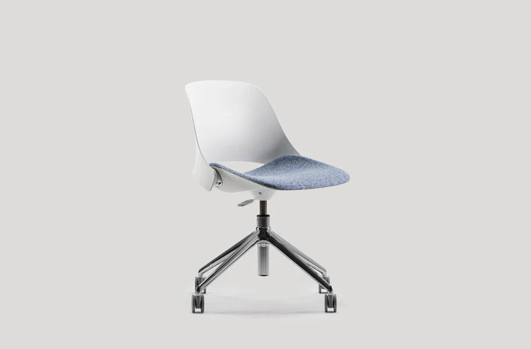 Trea Chair