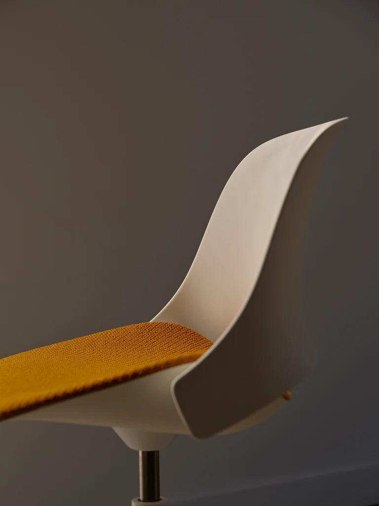 Trea Chair