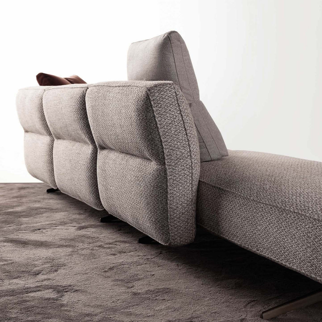 Cosy sofa with reclining backrests.