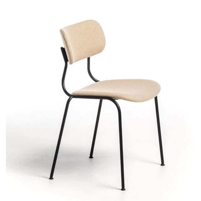 Dining chair with wooden seat and metal structure. Armless version.